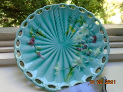 1920 Villeroy & boch schramberg Art Nouveau, embossed floral, turquoise majolica bowl with pierced rim