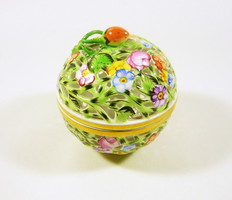Herend, floral oval-shaped perforated hand-painted porcelain box, flawless! (P126)