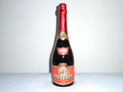 Retro male leader - pannonia red champagne glass bottle - pannonvin pécs - 1982, unopened, rarity