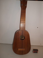 Kamaka ukulele - 52 x 17 x 6 cm - nice condition