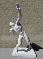 Nagyméretű Herendi sportoló szobor - Pankotai Farkas Béla (1885-1945): Súlylökő