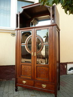 Beautiful, original antique, polished glass and mirrored Art Nouveau display case / cabinet