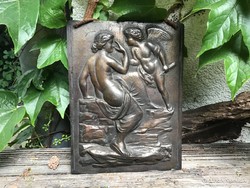 2 db. gyönyörű Ámor puttó női akt  jelenetes bronz plakett kép fürdőszoba dísz Piro részére