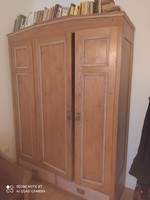 3 Wardrobe with shelves and doors