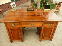 Antique, Art Nouveau, space-saving, pure walnut desk from the 1910s