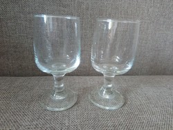 2 glass glasses of aszú or liqueur