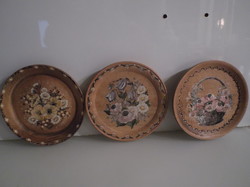 Plate - 3 pieces !! - Wood - hand painted - marked - Austrian - 17 cm - flawless