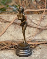 Női akt bronz szobor