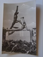 D184461 old postcard statue of heroes of Hódmezővásárhely 1959