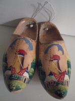 Wooden shoes - 23 cm - old - hand painted - carved - 23 x 9 x 9 cm - perfect
