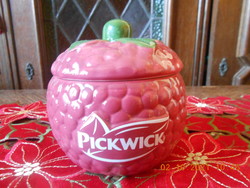 Pickwick sugar bowl with raspberries