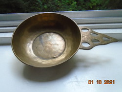 Borkóstoló bronz tálka