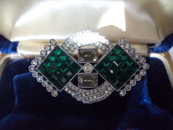 Beautiful silver art-deco brooch with imperfect stones!