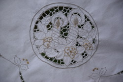 Festive embroidered riselt Christmas tablecloth tablecloth centerpiece 89 x 89