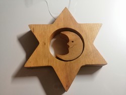 Natural wooden pendant with crescent star