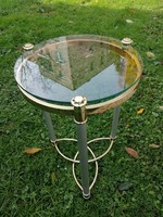 Modern copper small circle table in beautiful condition. Alkudhato !!!