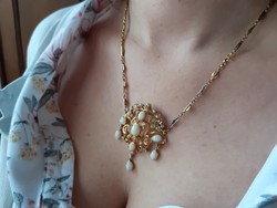 Bieder gold necklace with opals and diamonds