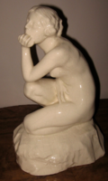 Statue of Sigismund Kisfaludi Strobl (1884-1975): Dreamy, female nude