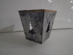MÉCSESTARTÓ - BÁDOG - RÉZ SZÉLLEL - 7 x 6,5 x 6,5 cm - NYUGATNÉMET  - ÚJSZERŰ