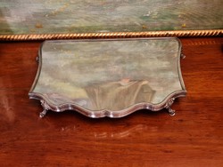 Tray with mirror