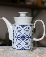Large jug with porcelain, cobalt blue, immortelle and straw flower decor