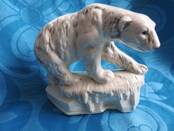 Sitzendorf -i antik porcelán jegesmedve