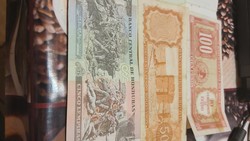 Indonéz  Paraguay Vegyes  pénzek  eladók  egyben 7200 ft ért
