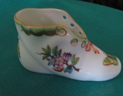 Viktória mintás rózsaszín szalagos Herendi porcelán kis cipő, jubileumi