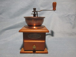 Working coffee grinder
