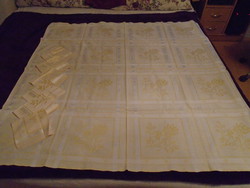Beautiful old, festive silk damask tablecloth with 6 napkins