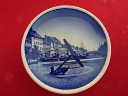 Danish glazed ceramic wall plate, diameter 8.2 cm. He has!