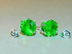 Emerald green crystal earrings