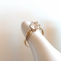 14 Karátos gyönyörű szoliter gyűrű