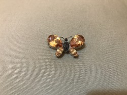 Mutatós pillangó bross