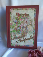 Beautiful victorian photo album with photo holder.