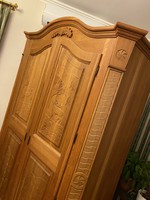 Beautiful two-door wardrobe with hand-carved hunter motifs