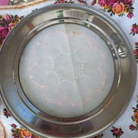 Tray with silver-plated lace insert
