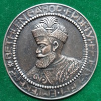 Kiss Ferenc: Bethlen Gábor, ezüst plakett, dombormű