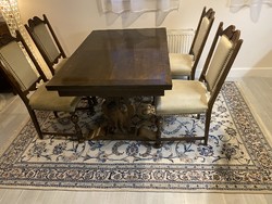 Antik faragott bővíthető étkező asztal 4db L F. Christensen székkel ajándék szőnyeggel