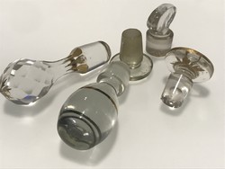 Polished glass stoppers with gilding, 3.5-9.0 cm long