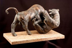 Medve-bika küzdelem bronz szobor  bull and bear