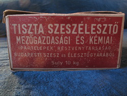 Large (commercial) size, very old yeast container, packaging box