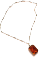 Különleges, antik nyaklánc borostyán medállal