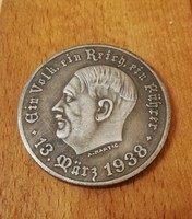 Commemorative coin of Adolf Hitler.