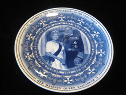Az angol  királyi pár    Wedgwood   porcelánból  , 225 mm