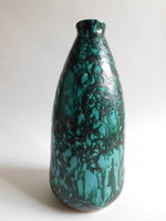 Rare blue pond head vase
