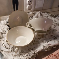 4 Soup bowls without plates