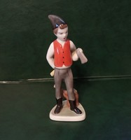 Retro nosztalgia porcelán figura, nipp: Favágó fiú
