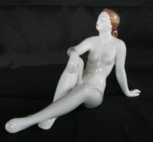 Hollóházi porcelán női akt