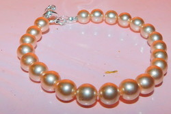 Ecru shiny pearl pearl bracelet